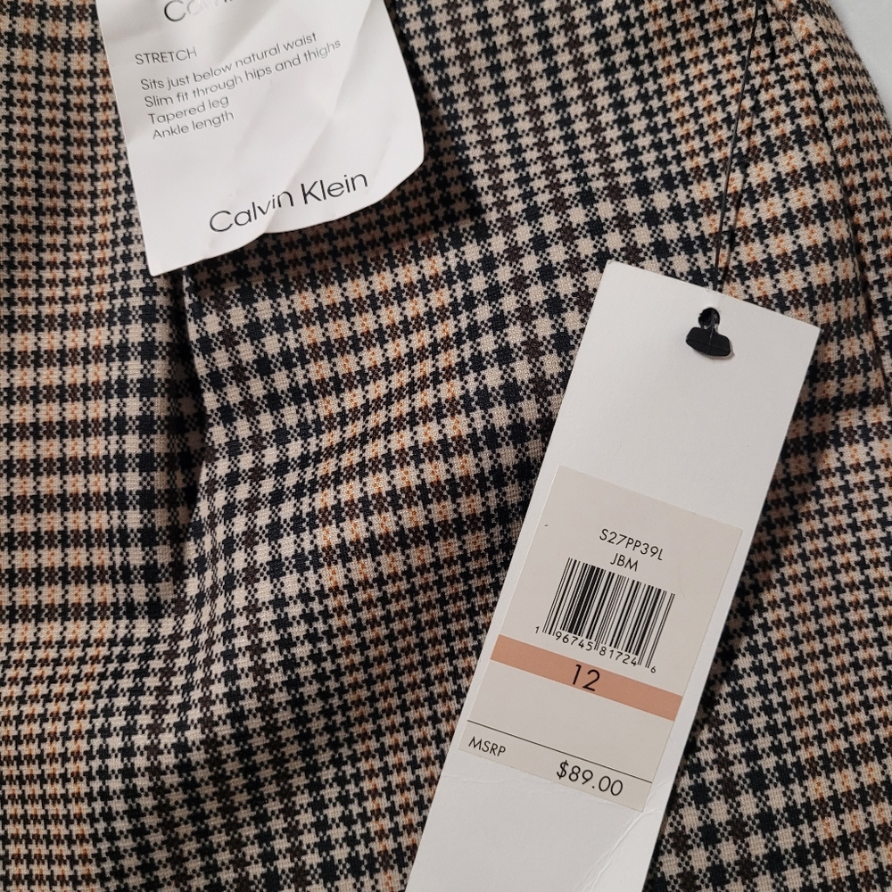 Women's Brown Plaid Pants - Picture 4 of 6